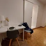 Appartement V Ajax Metro Stadion Narodowy *