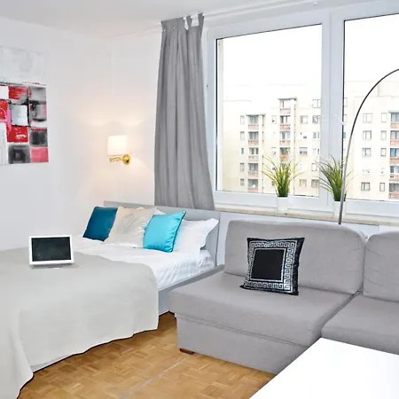 V Ajax Metro Stadion Narodowy Apartament *