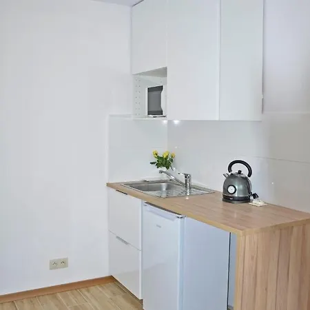V 68 Ajax Metro Stadion Narodowy Rooms