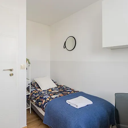 V 68 Ajax Metro Stadion Narodowy Rooms Apartmán Varšava