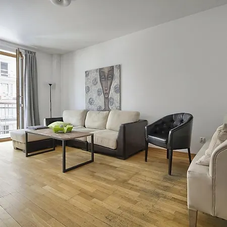 V Ajax Metro Stadion Narodowy Lägenhet *